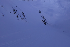 Heli-Skiing-3