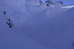 Heli-Skiing-4